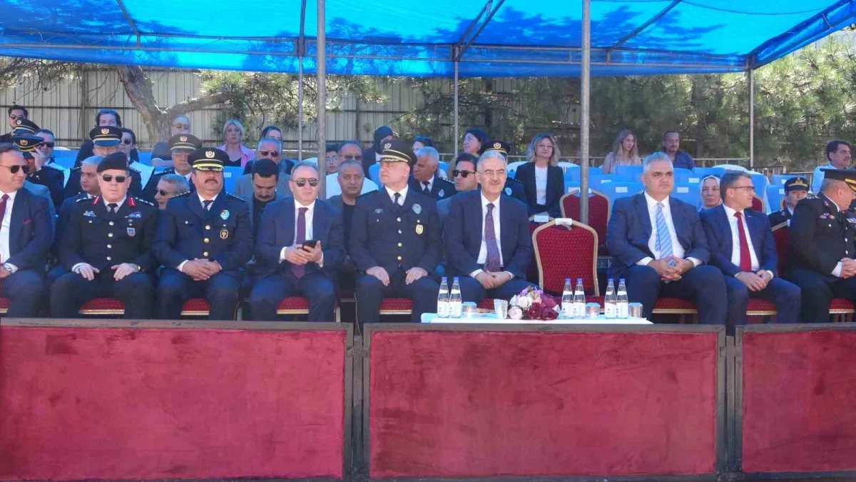 Bursa POMEM'de 32. dönem polis adayları mezun oldu