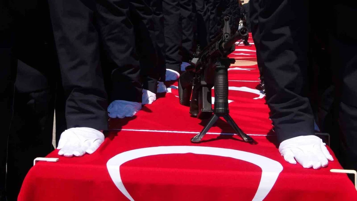Bursa POMEM'de 32. dönem polis adayları mezun oldu