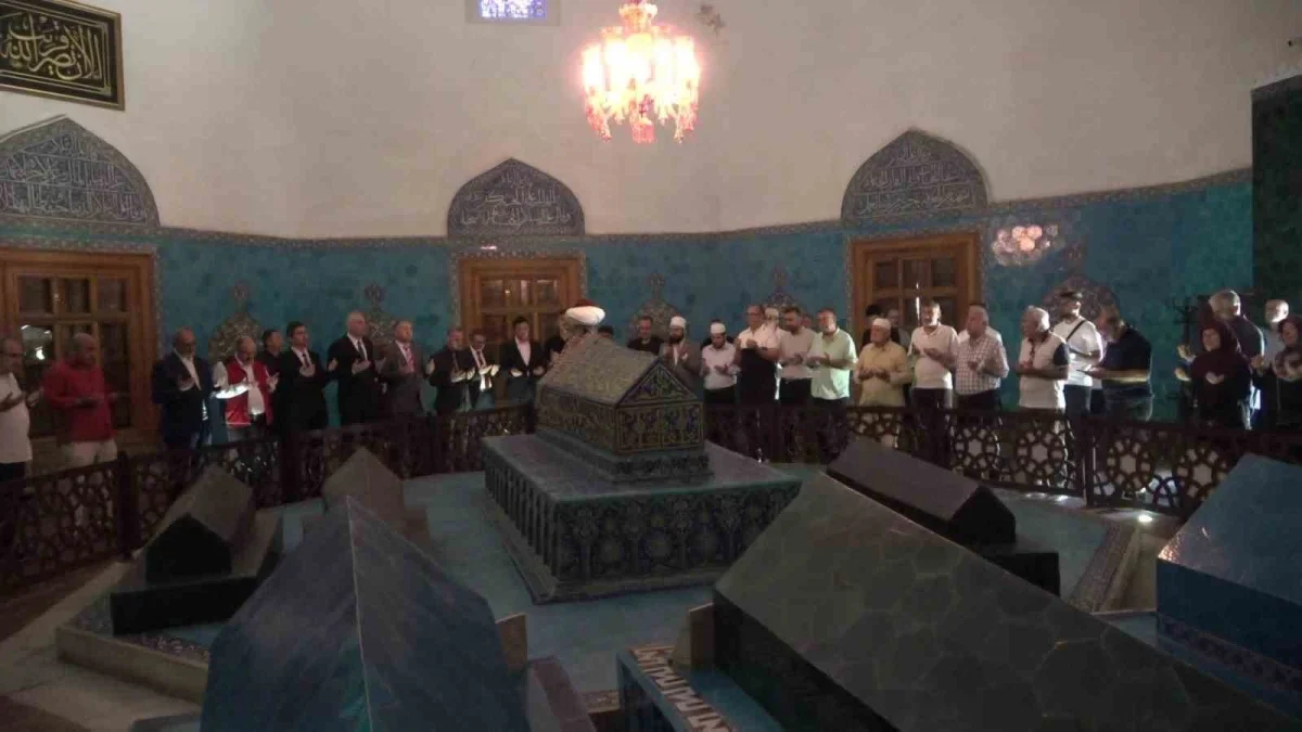Bursa'da Sultan Çelebi Mehmed Han 605. yılında anıldı