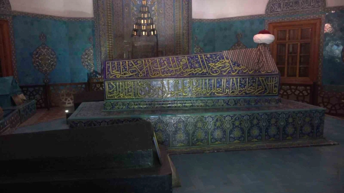 Bursa'da Sultan Çelebi Mehmed Han 605. yılında anıldı