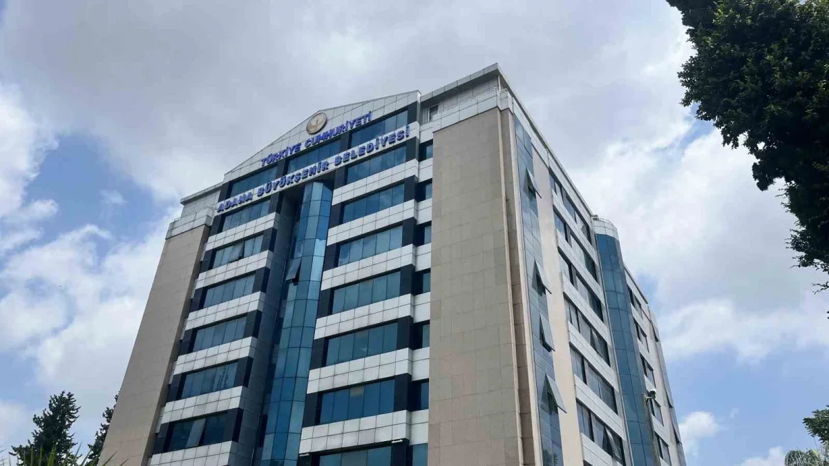 Adana Büyükşehir Belediyesi'nin 485,9 milyon liralık borcuna tepki