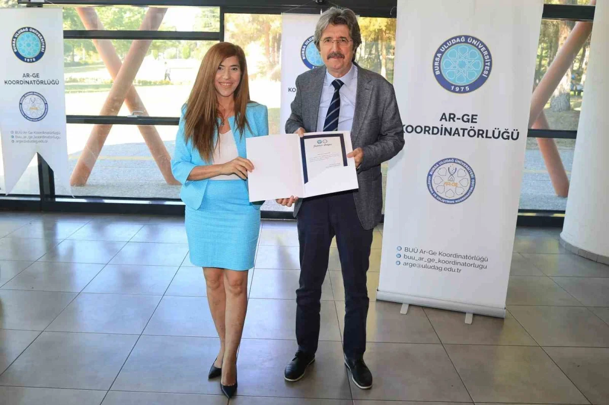 BUÜ'de başarılı akademisyenler 17. kez rektörle buluştu