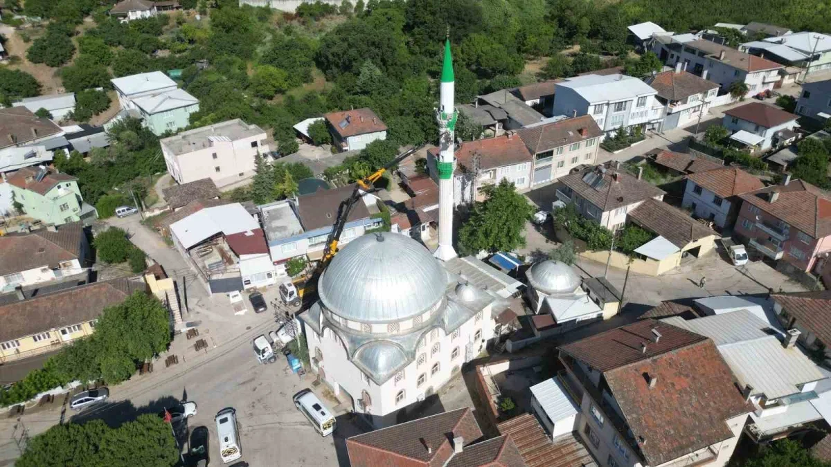 Bursa Büyükşehir Belediyesi Çağrışan Camii'ni yeniliyor