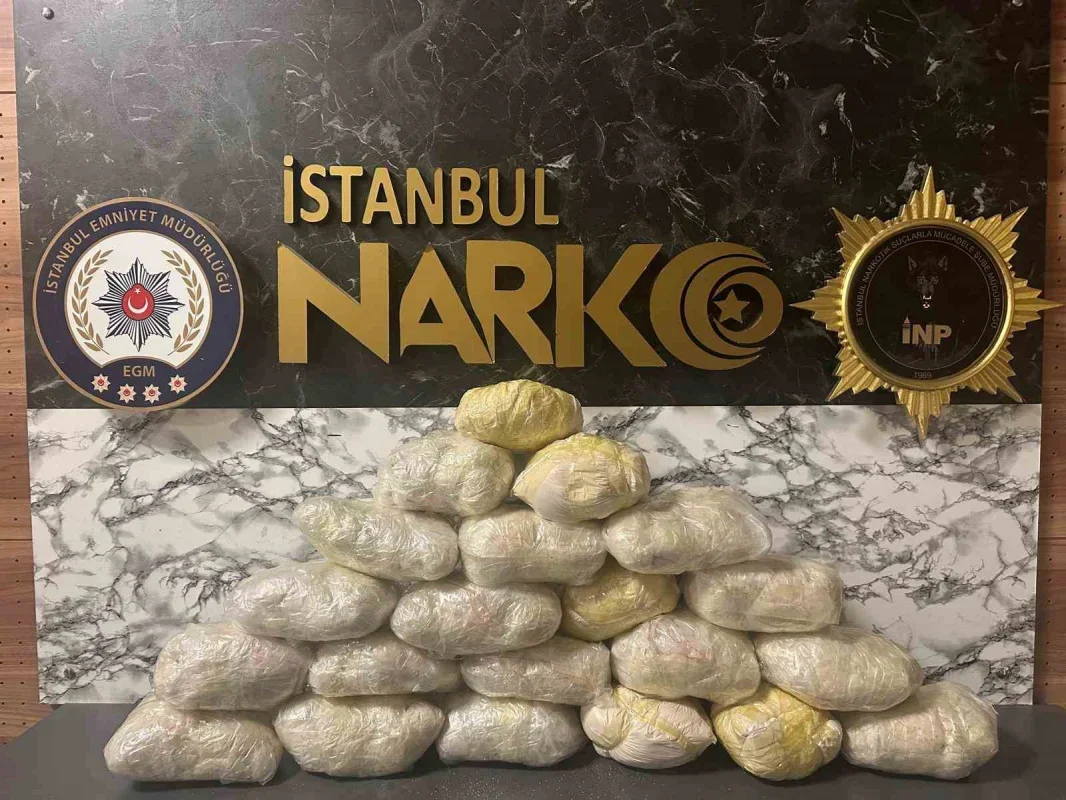 Beylikdüzü'nde uyuşturucu operasyonu: 21 kilo eroin ele geçirildi