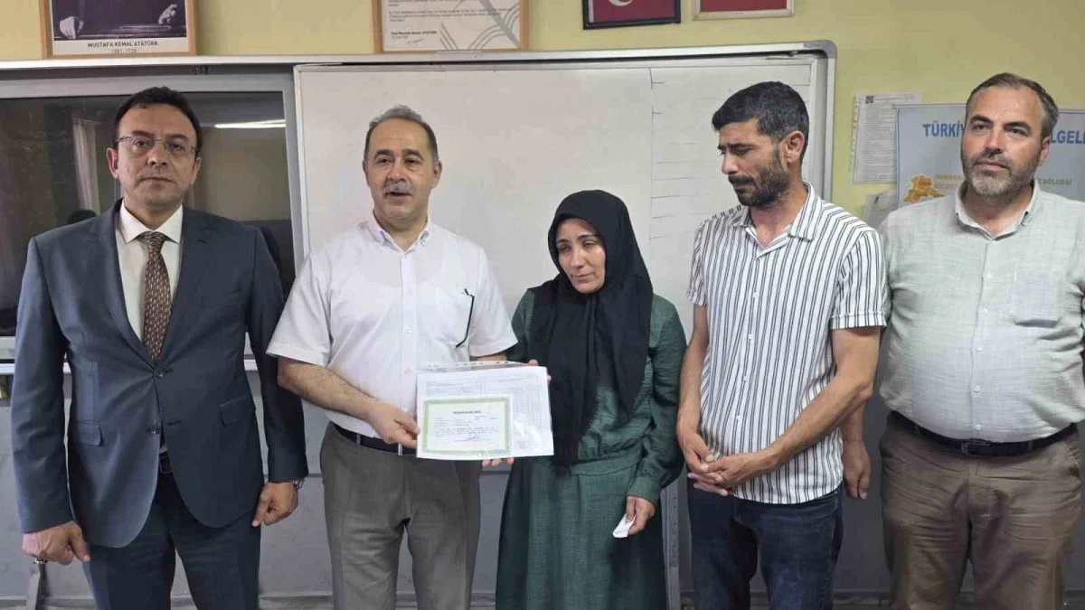 Muhammed Can Özyıldırım'ın karnesi törenle ailesine verildi