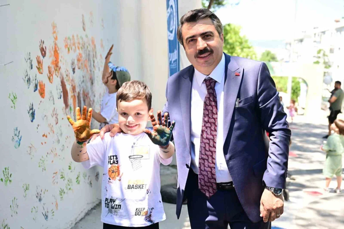 Yıldırım'da 4. Mutlu Sokak çocuklar için oyun sokağı oldu