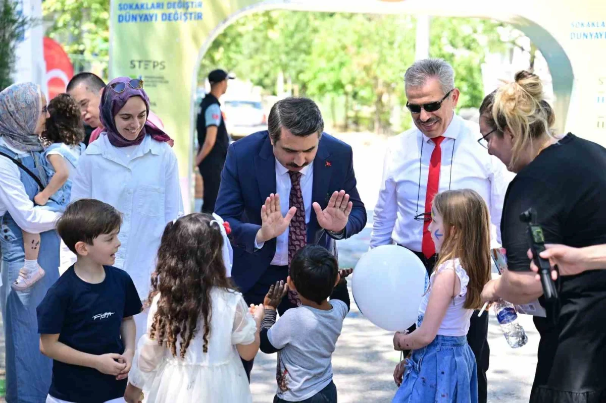Yıldırım'da 4. Mutlu Sokak çocuklar için oyun sokağı oldu