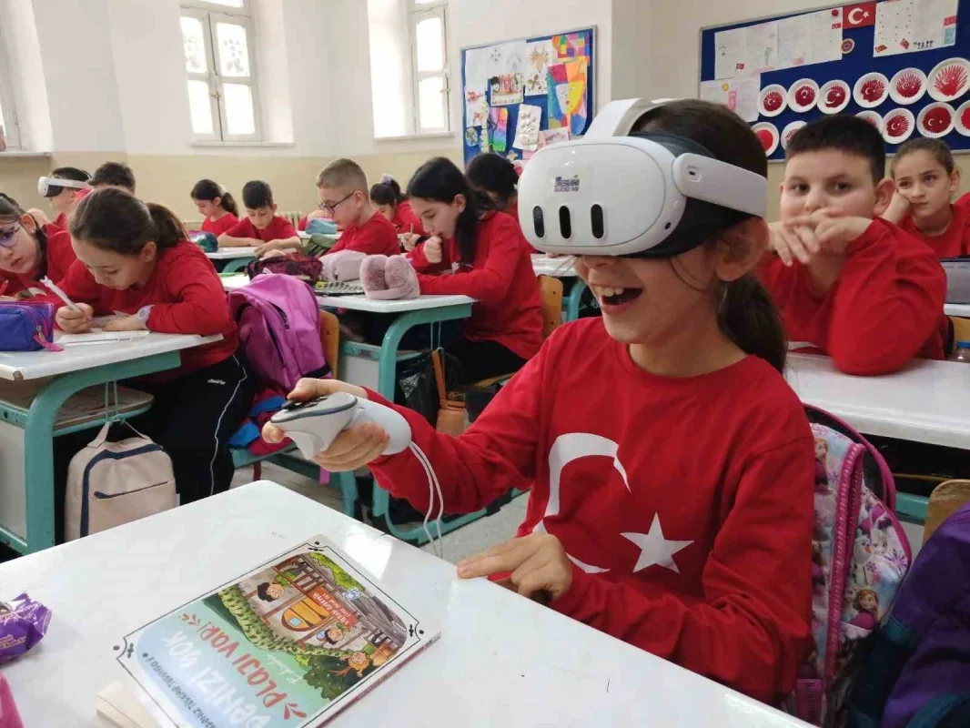 Uludağ Enerji'den 70 bin öğrenciye enerji tasarrufu eğitimi