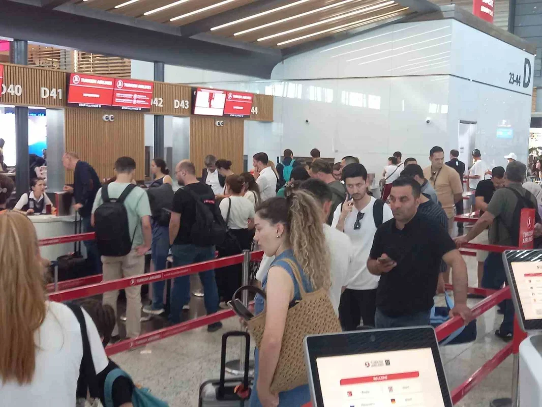 İstanbul Havalimanı'nda yaz tatili yoğunluğu arttı