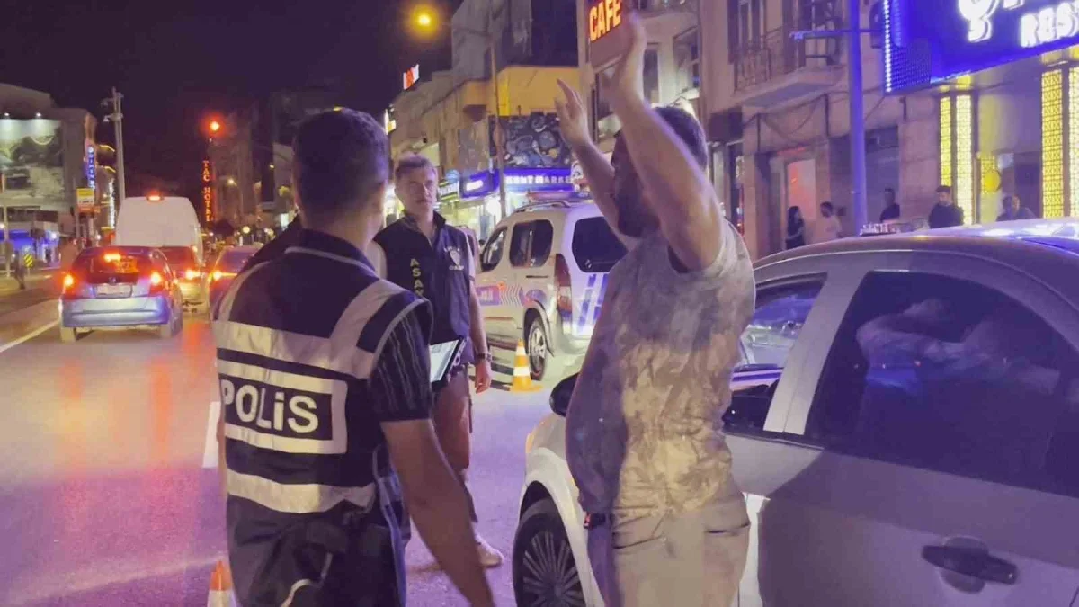 Bursa'da bin polisle huzur operasyonu: Kentte geniş denetim