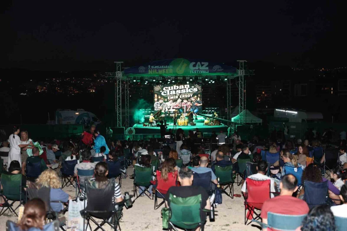 Nilüfer Caz Festivali'nde Emir Ersoy'dan Latin gecesi