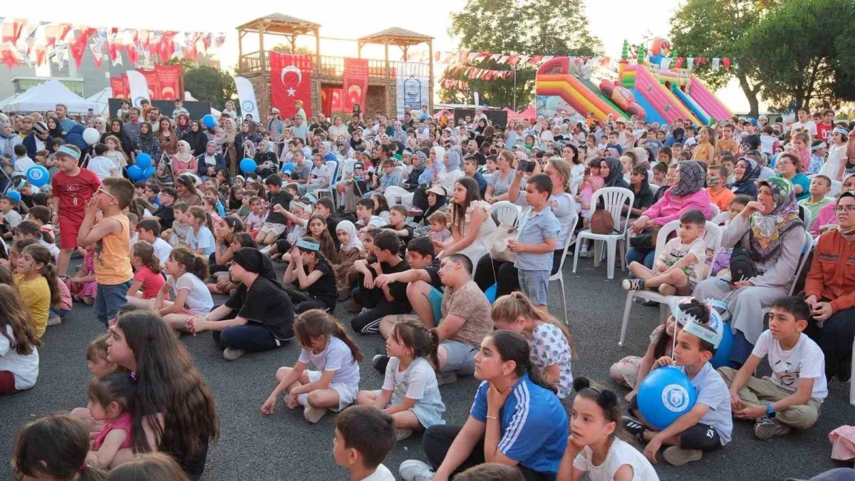 Yıldırım'da karne şenliği: Öğrenciler yaz tatiline coşkuyla girdi