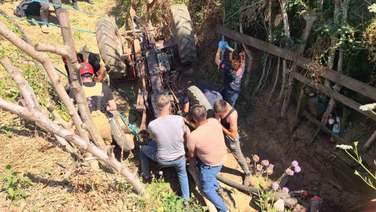 İnegöl'de traktör devrildi: Dede ağır yaralandı, 2 torunu kurtarıldı