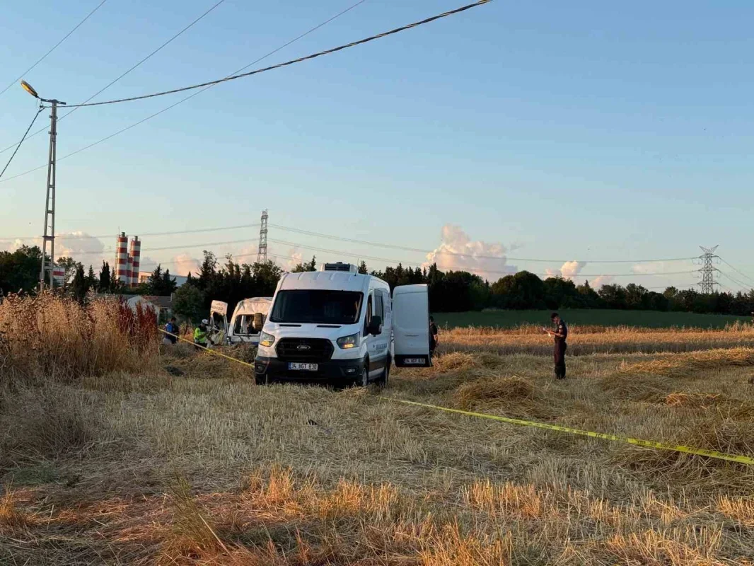 Silivri minibüs kazasında yol yeniden trafiğe açıldı