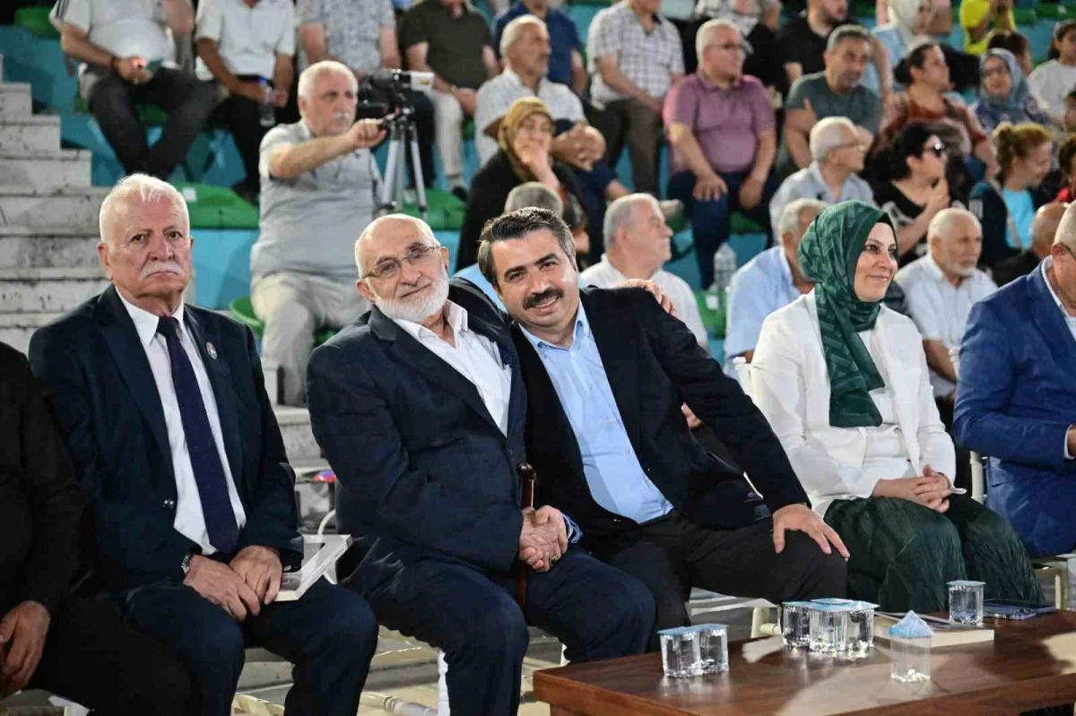 Yıldırım Belediyesi'nden Aşık Hüseyin Sümmanioğlu'na vefa gecesi