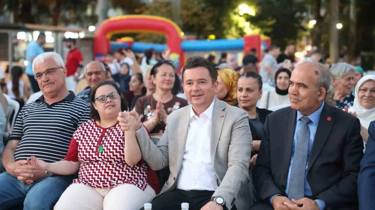 Osmangazi'de Yaz Mahalle Şenlikleri İstiklal Mahallesi'nde coştu