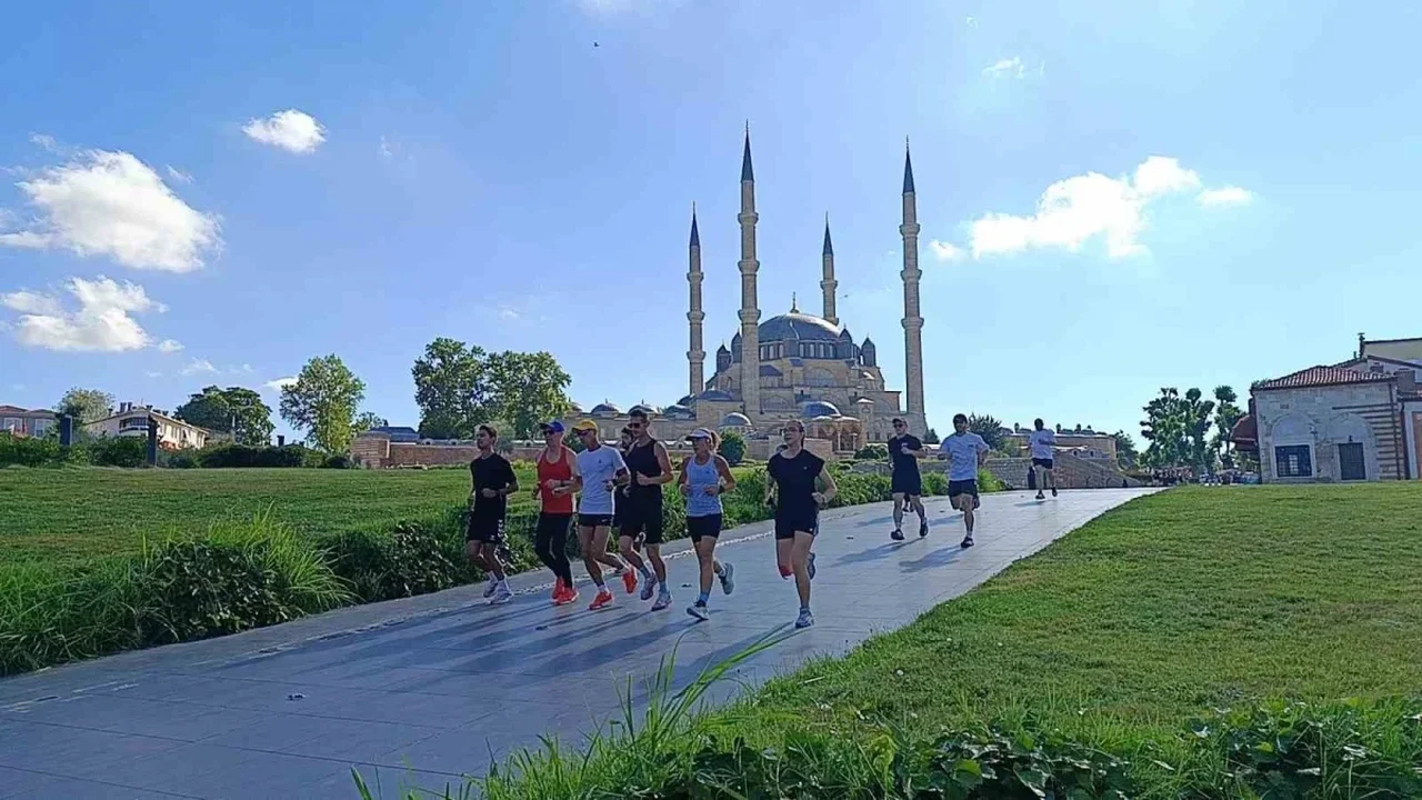 Selimiye Camii için Edirne'de 15. yıl farkındalık koşusu