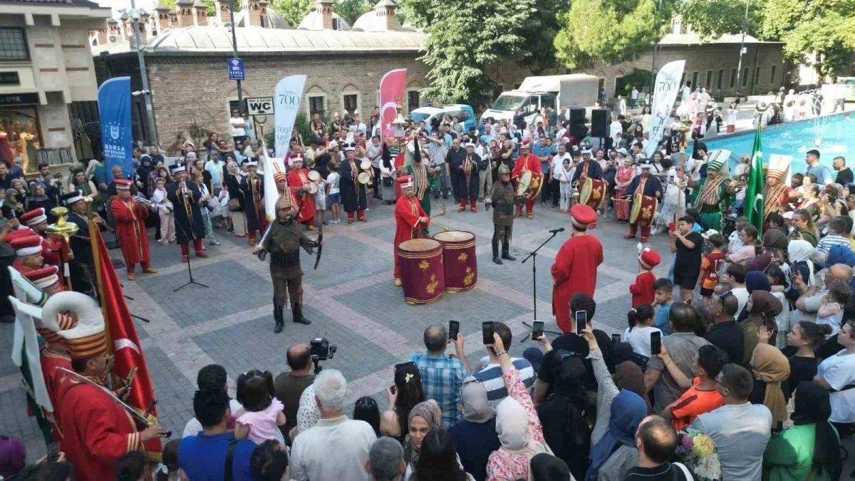 Bursa'nın Fethinin 700. yılı mehter konserleriyle kutlandı