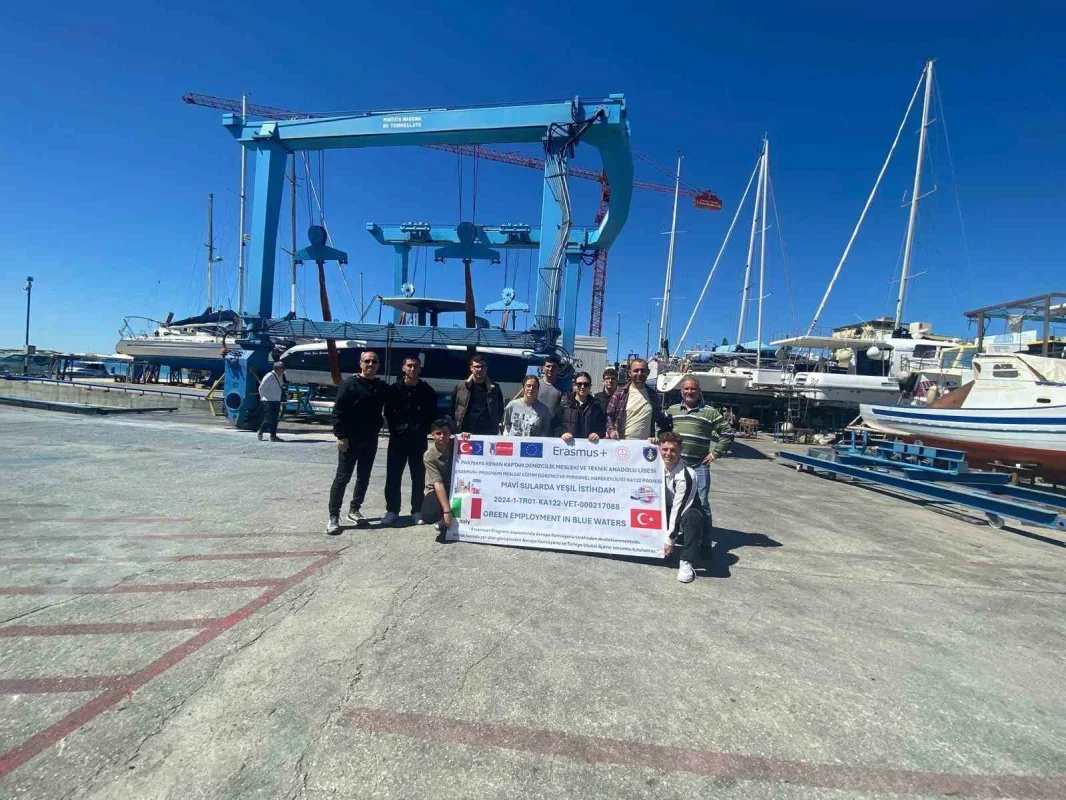 Ayvalıklı deniz öğrencileri Avrupa'da staj yaptı