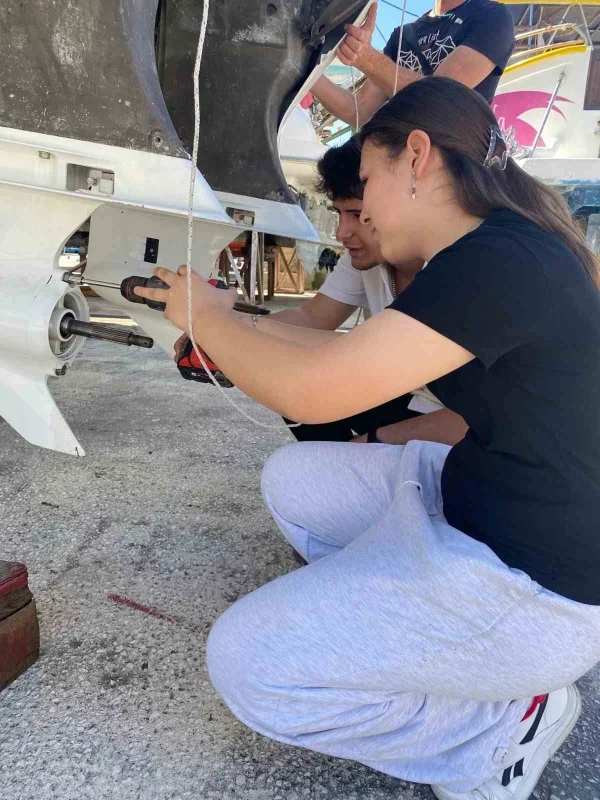 Ayvalıklı deniz öğrencileri Avrupa'da staj yaptı
