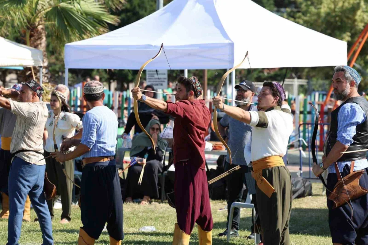 Osmangazi'de Türk Sporları Festivali'ne 500 sporcu katıldı