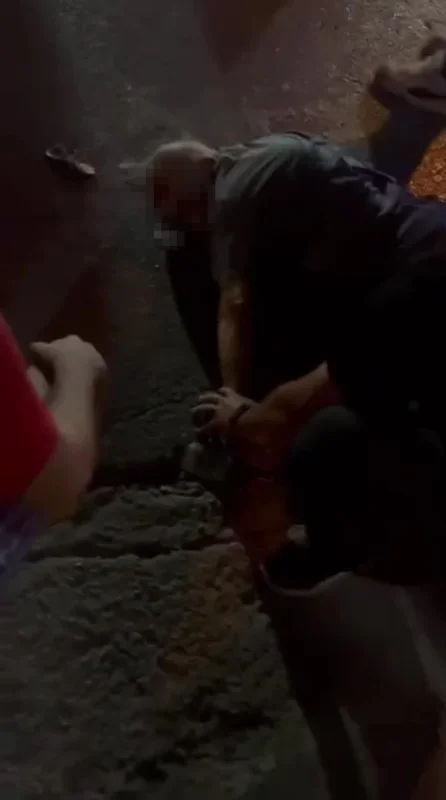 Kocaeli Körfez'de motosiklet yayaya çarptı: 2 ağır yaralı