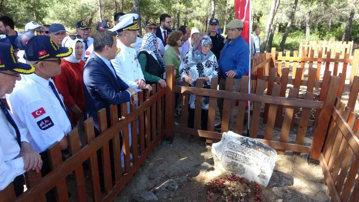 Şehit Tabip Binbaşı Mehmet İsmail Bey kabri başında anıldı