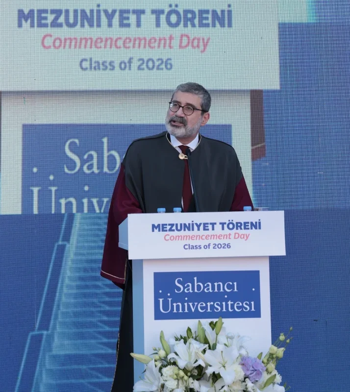 Sabancı Üniversitesi 2026 mezunlarını törenle uğurladı