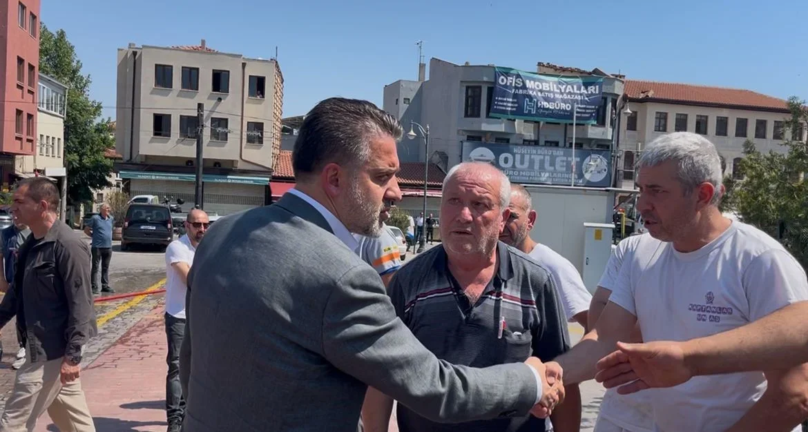 Bursa Kayhan Çarşısı'ndaki yangın 6 iş yerini küle çevirdi