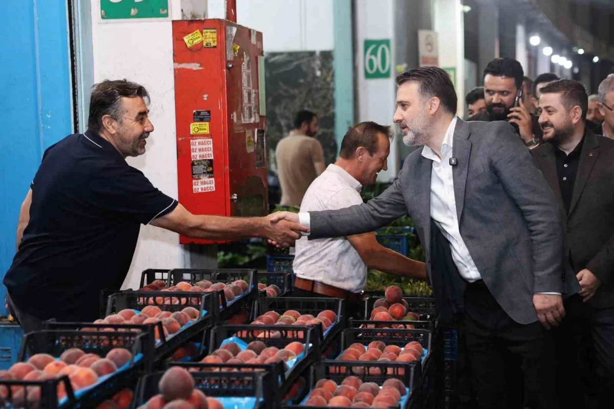 Şahin Biba Bursa Hikmet Şahin Kent Hali'ni ziyaret etti
