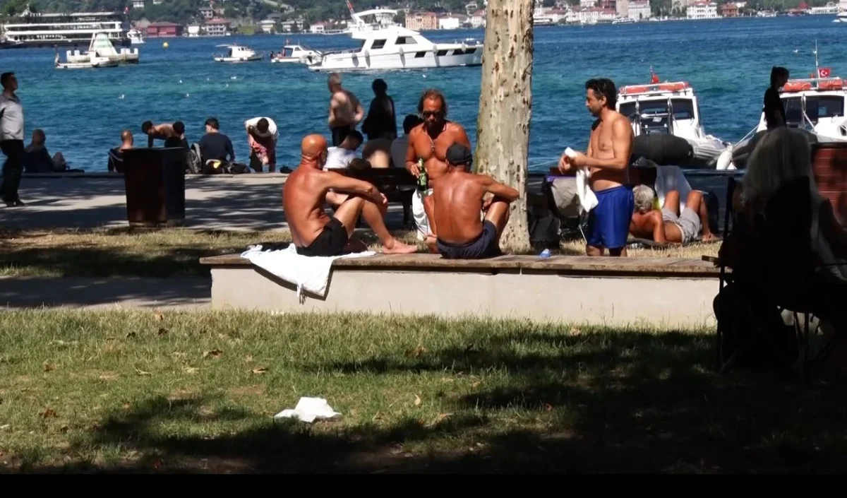 İstanbul'da 36 derece sıcaklık: Sahiller ve Boğaz doldu