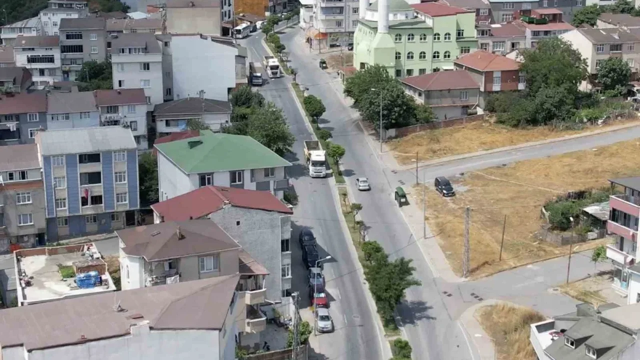 Boğazköy'de hafriyat kamyonlarına mahalle sakinlerinden tepki