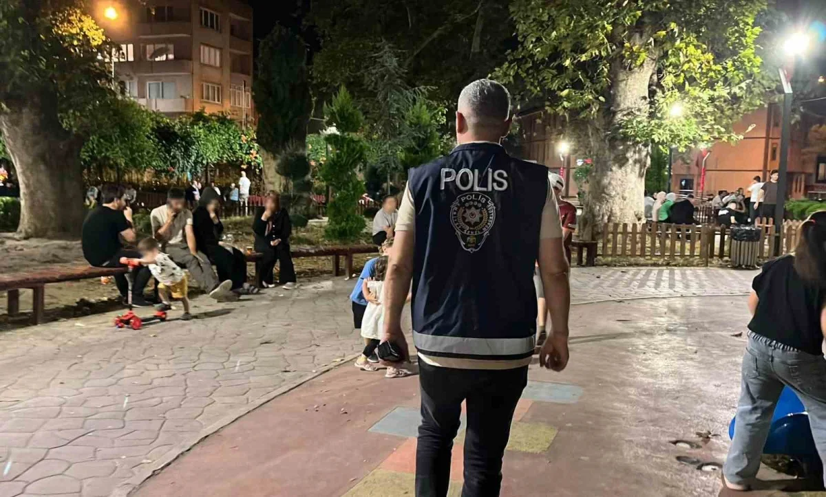 Bursa'da Kestel ve Gürsu'da 14 aranan şahıs yakalandı
