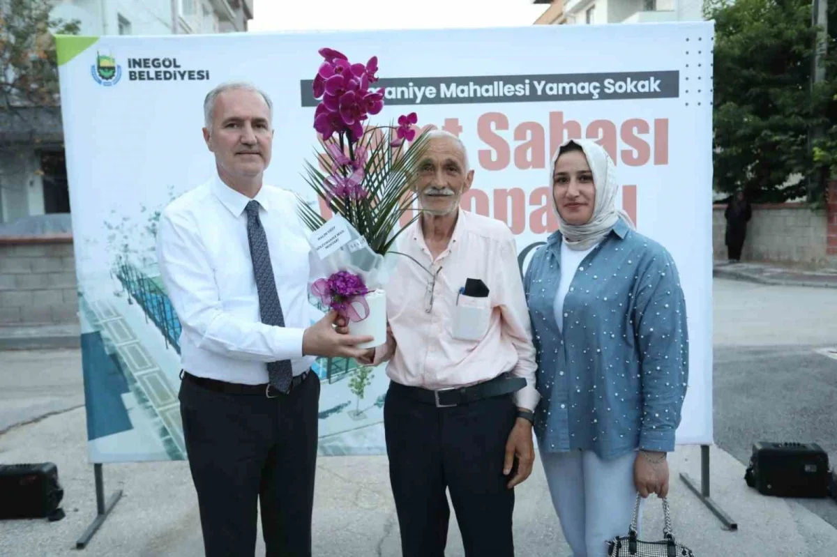 İnegöl Süleymaniye Mahallesi'nde yeni semt sahası açıldı
