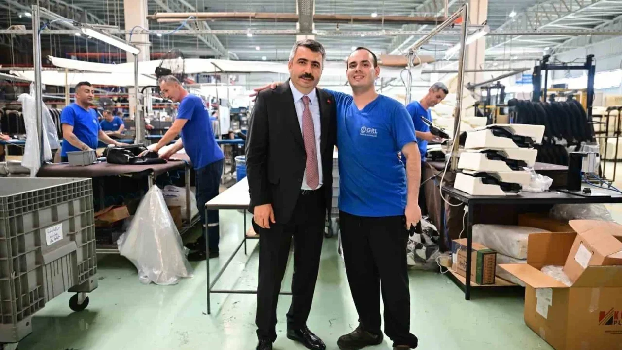 Yıldırım Belediyesi istihdama destekle 5 bin 780 kişiyi işe yerleştirdi