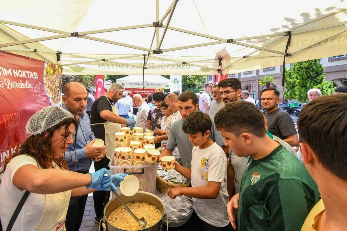 Osmangazi'de aşure ikramı: Başkan Aydın vatandaşlarla buluştu