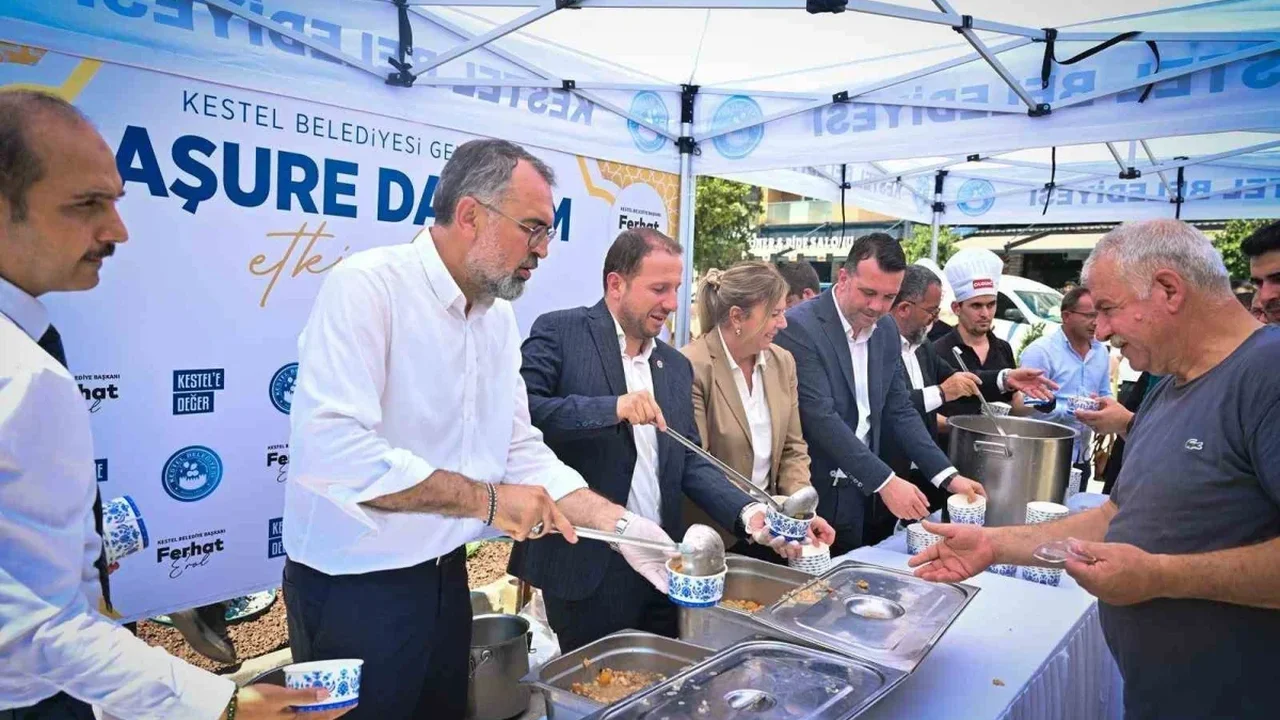 Kestel'de Muharrem ayı aşure bereketi 11 bin kişiye ulaştı
