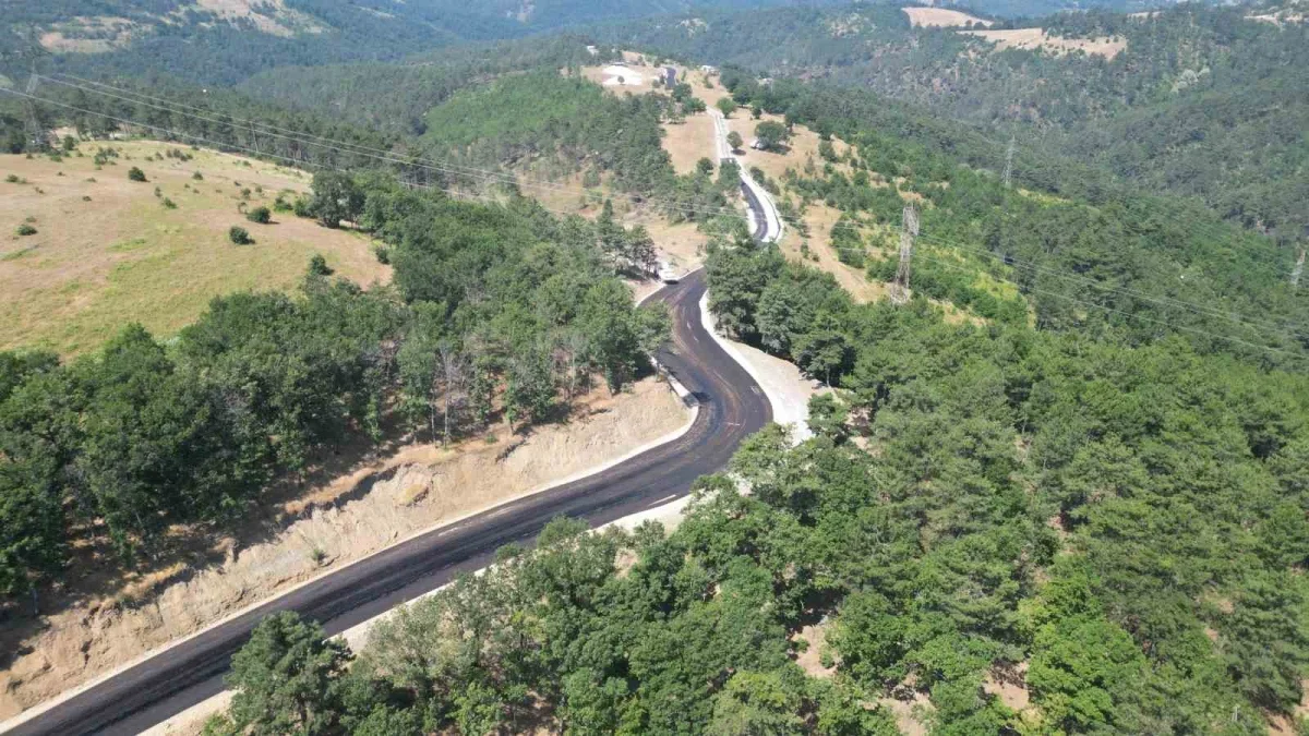 Bursa Büyükşehir Belediyesi Dağakça yolunu yeniledi