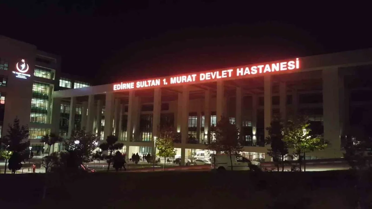 İpsala'da ahıra yıldırım düştü: 3 büyükbaş hayvan telef oldu