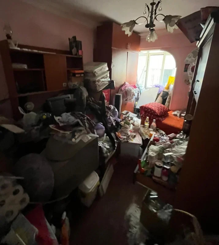 Osmangazi'de çöp evden 2,5 ton geri dönüşüm atığı çıkarıldı
