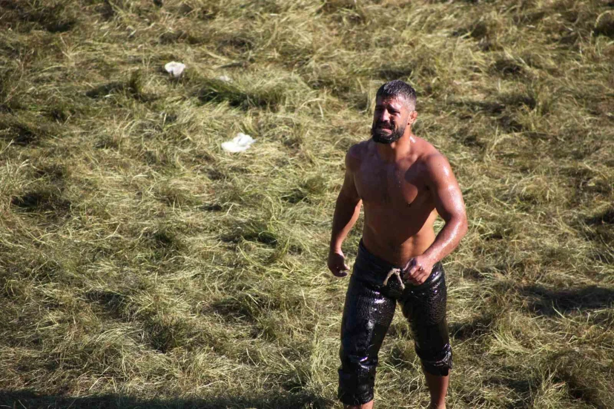 Kırkpınar'da çeyrek finalistler belli oldu: İşte 8 pehlivan