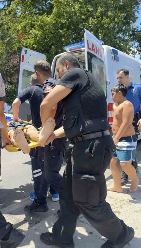 Sarıyer'de boğulma tehlikesi geçiren çocuk hastaneye kaldırıldı