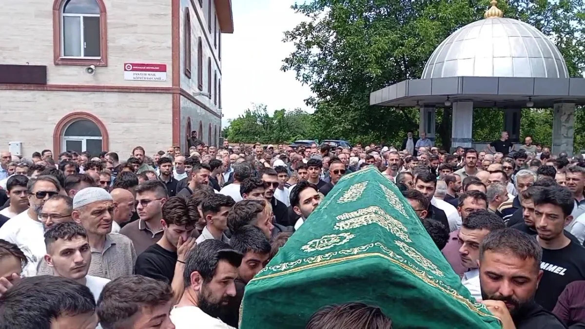 İznik Gölü'nde Boğulan İsmail İmamoğlu Bursa'da Defnedildi
