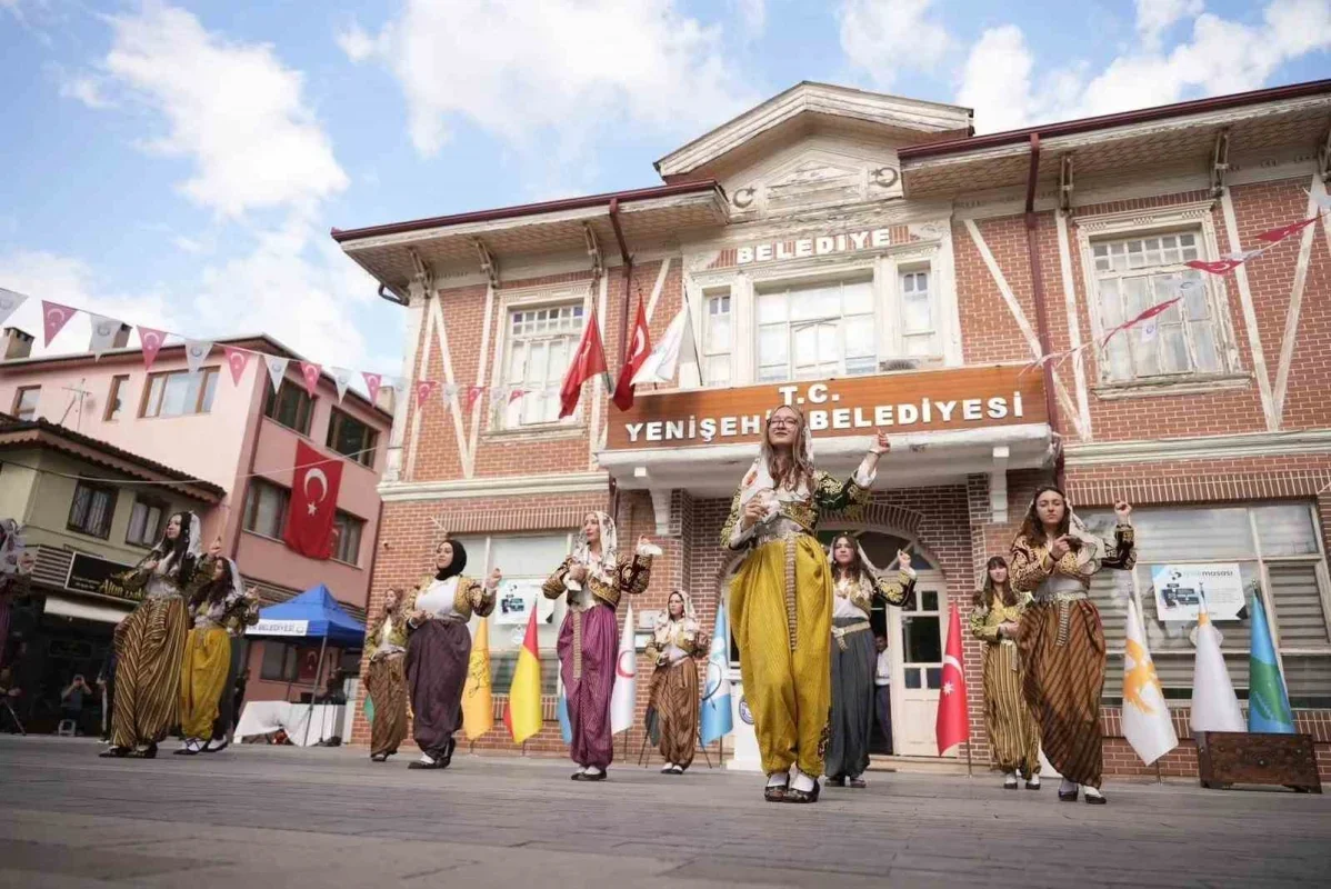 Yenişehir'de 700 yıllık Nilüfer Hatun geleneği yeniden canlandı