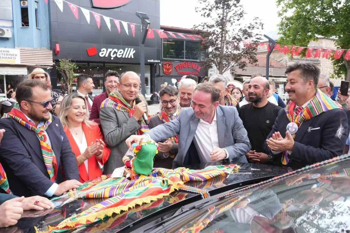 Yenişehir'de 700 yıllık Nilüfer Hatun geleneği yeniden canlandı