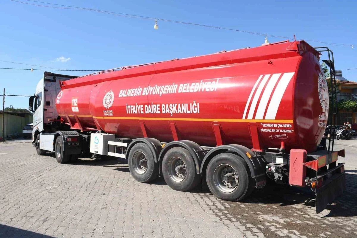 Balıkesir'de üç noktadaki yangınlar kontrol altına alındı
