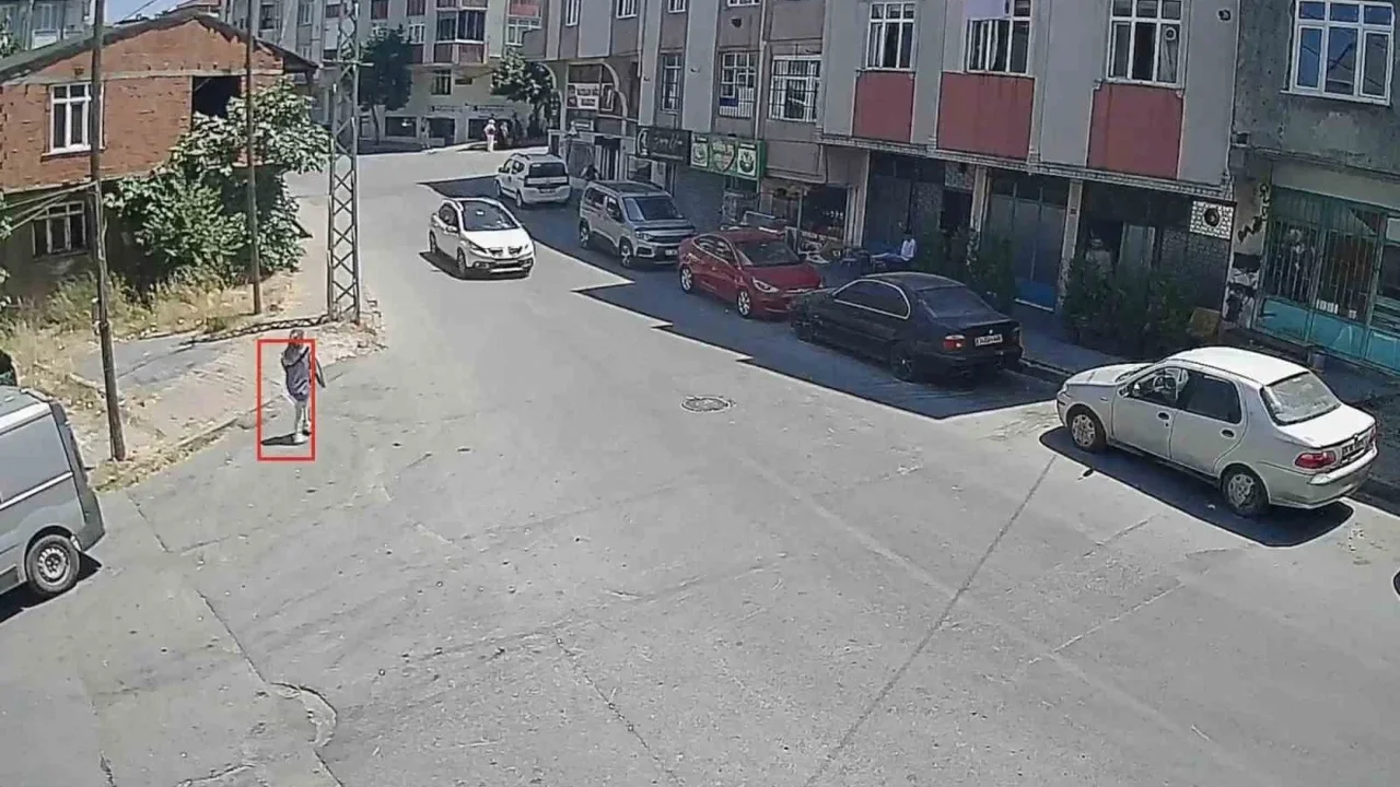 Arnavutköy'de kuaförde 3 bin 400 liralık işlem yaptırıp kaçtı
