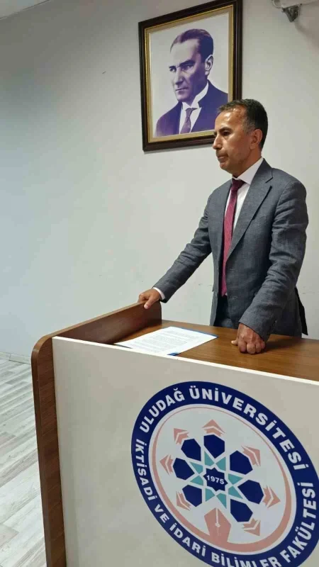 Bursa Uludağ Üniversitesi'nde moda tasarımcılarına sertifika