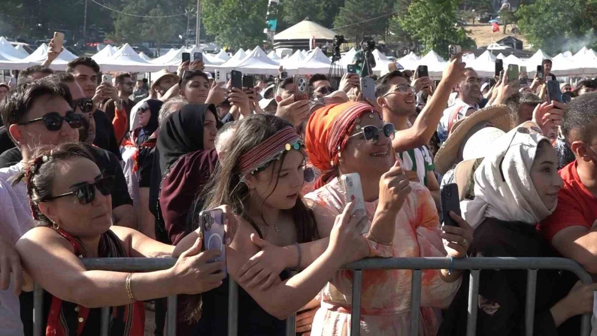 30 bin Giresunlu Bursa'da horon coşkusunda buluştu