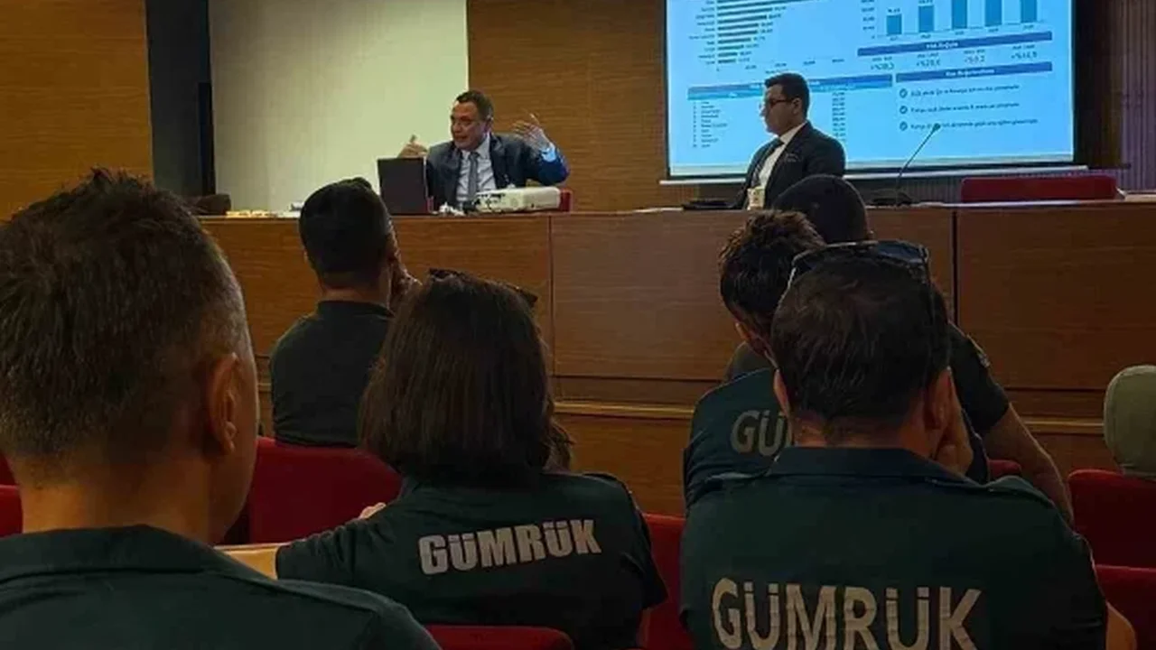 Kaçak implantla mücadelede gümrük ekiplerine eğitim desteği